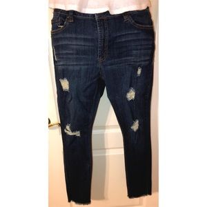 Refuge distressed hem jean